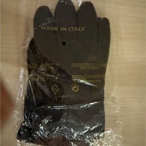 Italian Designer Omega Leather
Gloves - Brown Size 7.5